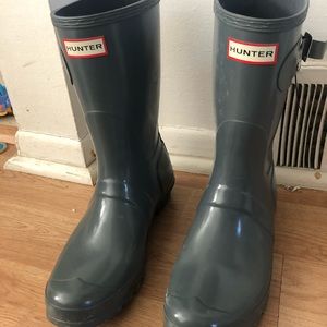 Hunter rain boots short gloss